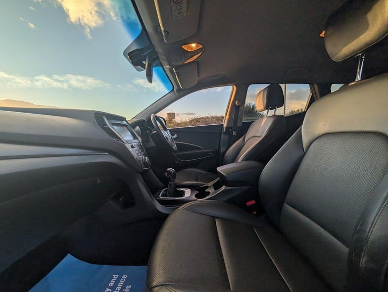 2016 Hyundai Santa Fe 2.2 CRDi Blue Drive Premium 4WD Euro 6 (s/s) 5dr ESTATE Diesel Manual