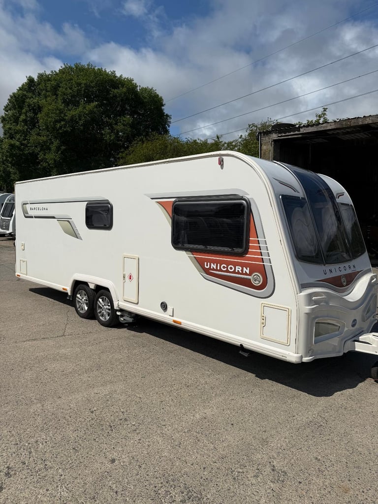 2013 Bailey Unicorn Barcelona