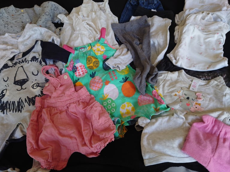Bag of summer girl baby clothes 3 - 6 months