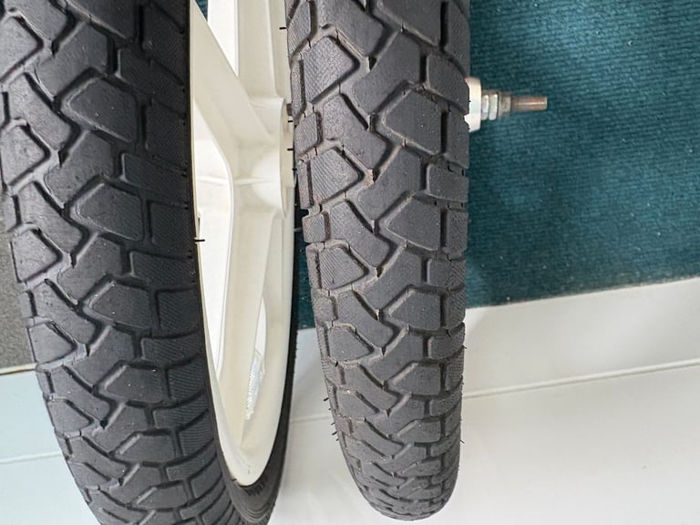 2 SKYWAY TUFF 2 WHEELS  20 inch  WHITE WITH ROOSTER TYRES  VERY CLEAN   £120