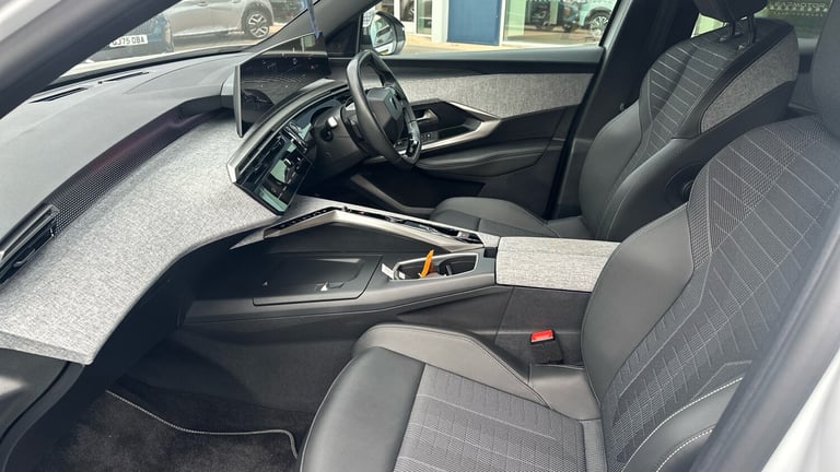 2025 Peugeot 3008 1.2 MHEV GT SUV 5dr Petrol Hybrid e-DSC Euro 6 (s/s) (136 ps) SUV Hybrid Automatic