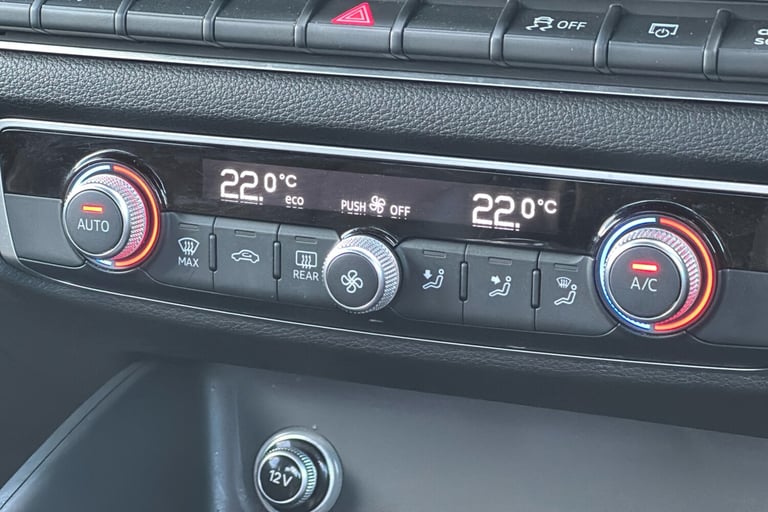  Audi A3 Saloon 1.5 Tfsi Cod Black Edition Saloon 4dr Petrol Manual Euro 6 s/s