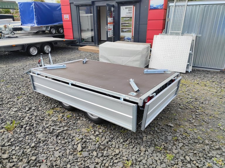 BRAND NEW 8,2ft x 5ft Twin Axle Hochlander Trailer With Drop Down Sides 1300KG ALKO Braked