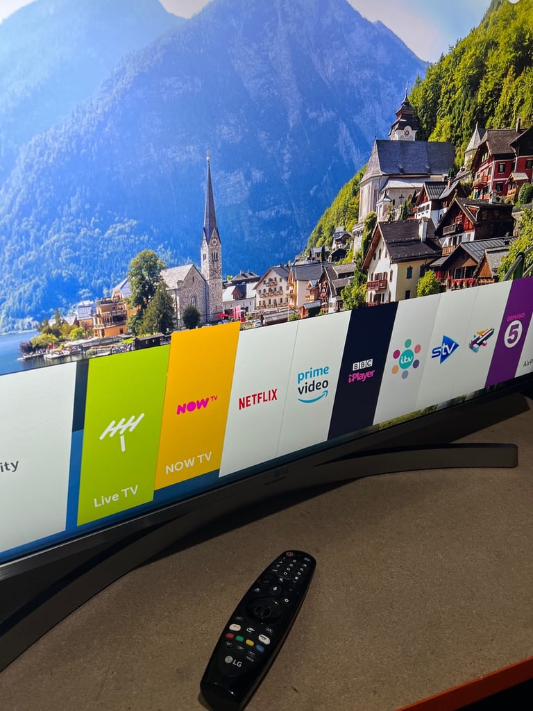 Lg 43 inch 4k uhd smart led tv with  base stand can deliver and set up 