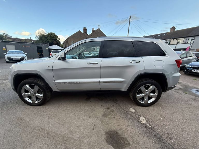 2012 Jeep Grand Cherokee 3.0 CRD Overland 5dr Auto ESTATE DIESEL Automatic