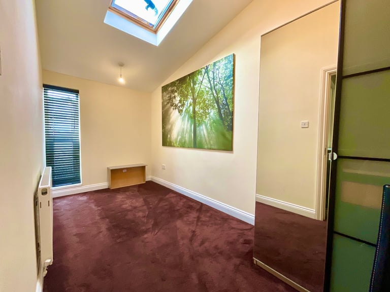 2 bedrooms flat ( CF116AH )