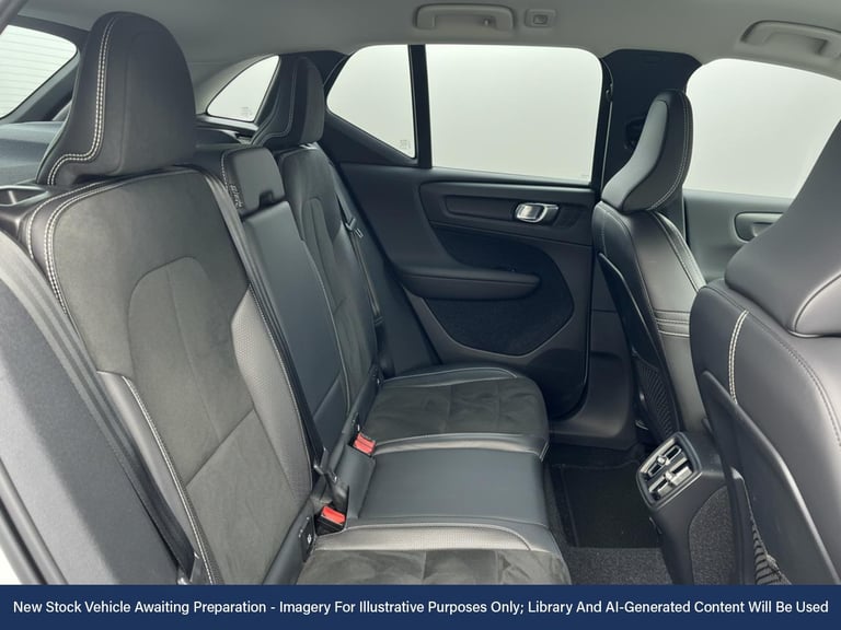 2019 Volvo XC40 2.0 D3 R-Design SUV 5dr Diesel Manual Euro 6 (s/s) (150 ps) SUV DIESEL Manual