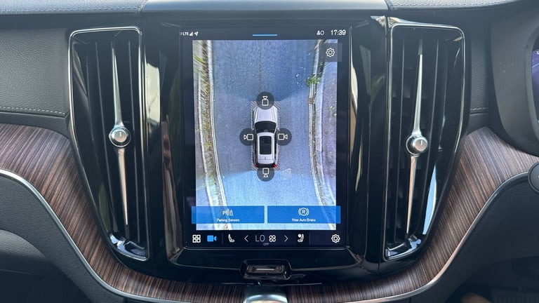 2023 Volvo XC60 2.0 T8 [455] RC PHEV Ultimate Dark 5dr AWD Gtron Estate Estate Hybrid Automatic