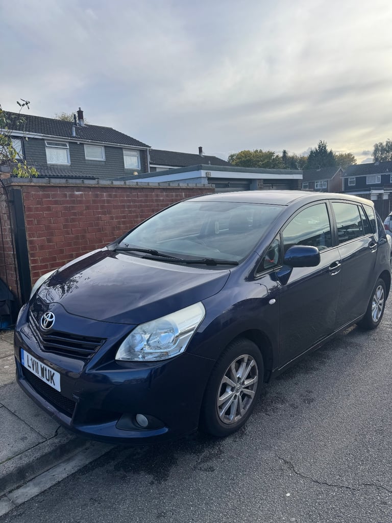 Toyota VERSO 2011 Automatic 