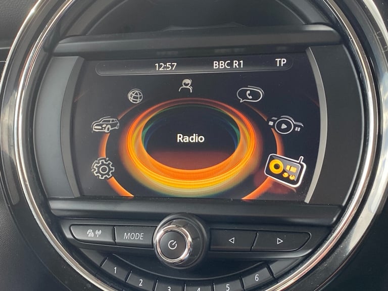 2017 MINI Hatch 2.0 Cooper S 3dr - Chili Pack &amp; Cruise Control &amp; Parking Sensors HATCHBAC...