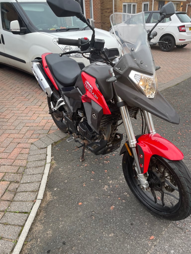 Sinnis Terrain 125cc 2020