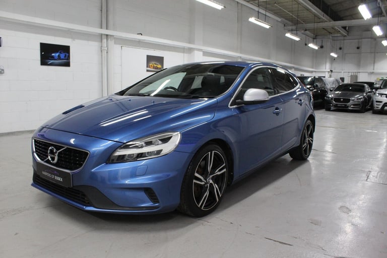 2016 Volvo V40 1.5 T2 R-Design Pro Auto Euro 6 (s/s) 5dr HATCHBACK Petrol Automatic