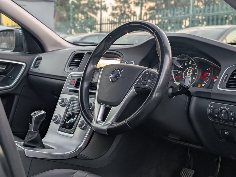 2018 Volvo S60 2.0 D3 SE Nav Euro 6 (s/s) 4dr SALOON Diesel Manual