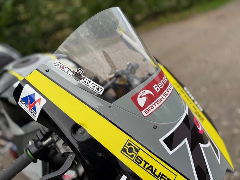  Kawasaki ZX-10RR NINJA Manual