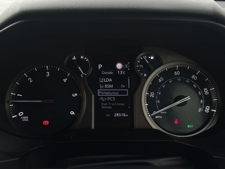 2022 Toyota Land Cruiser 2.8 D-4D 204 Invincible 5dr Auto 7 Seats Station Wagon DIESEL Automatic