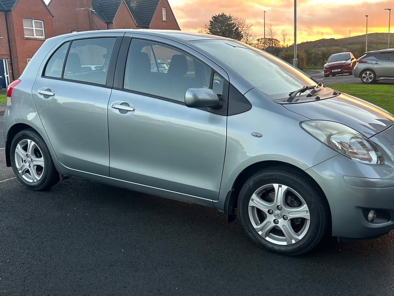 Toyota, YARIS, Hatchback, 2010, Manual, 1329 (cc), 5 doors