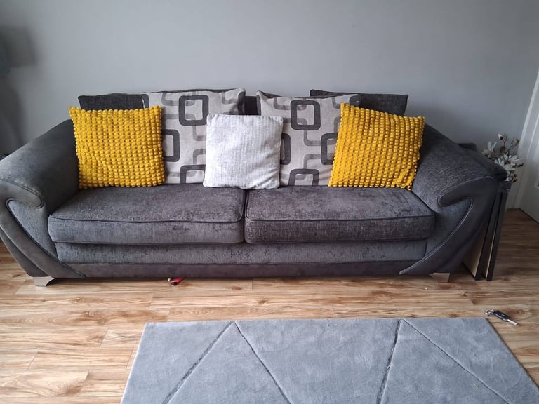 Sofa and cuddle chair 