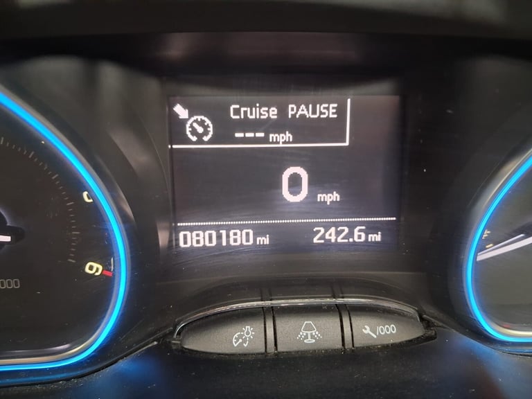 2017 Peugeot 2008 1.6 BlueHDi 100 Allure 5dr [Start Stop] HATCHBACK Diesel Manual