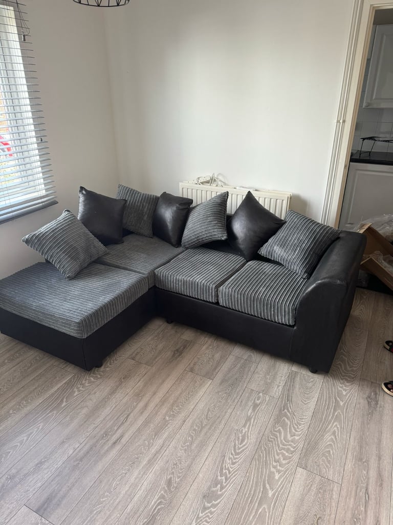 Brand New Dylan Jumbo Cord Fabric L-Shape Corner in Black/Grey  Colour SAME/NEXT DAY DELIVERY