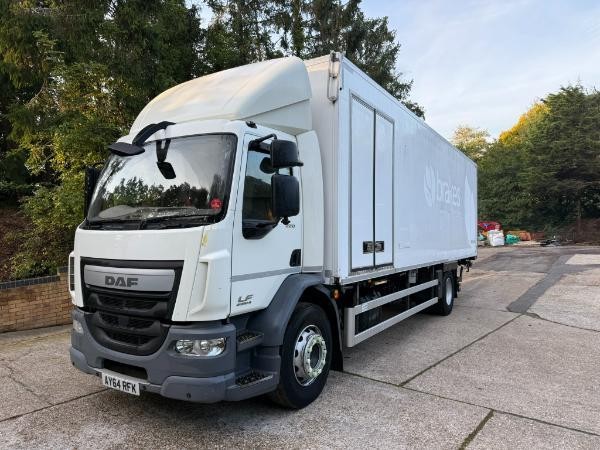 Daf LF220 Day Cab 28ft Box Body 4x2