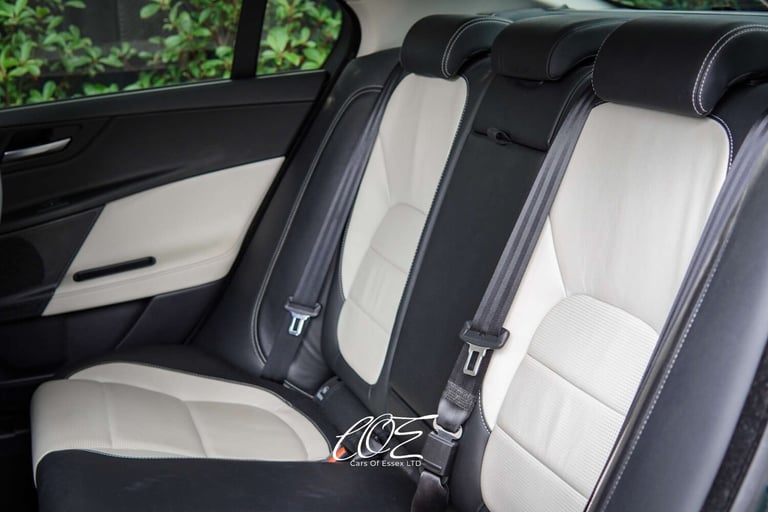 2016 Jaguar XE 2.0 XE R-Sport i Auto 4dr Saloon Petrol Automatic