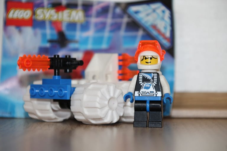 3 Lego Space/Iceplanet sets: 6801 Moon Buggy * 6806 Surface Hopper * 6814 Ice Tunnelator