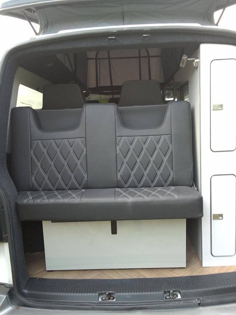 Volkswagen TRANSPORTER T28 S-LINE TD. CAMPERVAN 