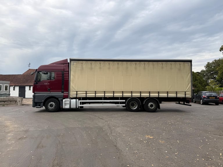 MAN TGX 26.440, CURTAIN SIDER