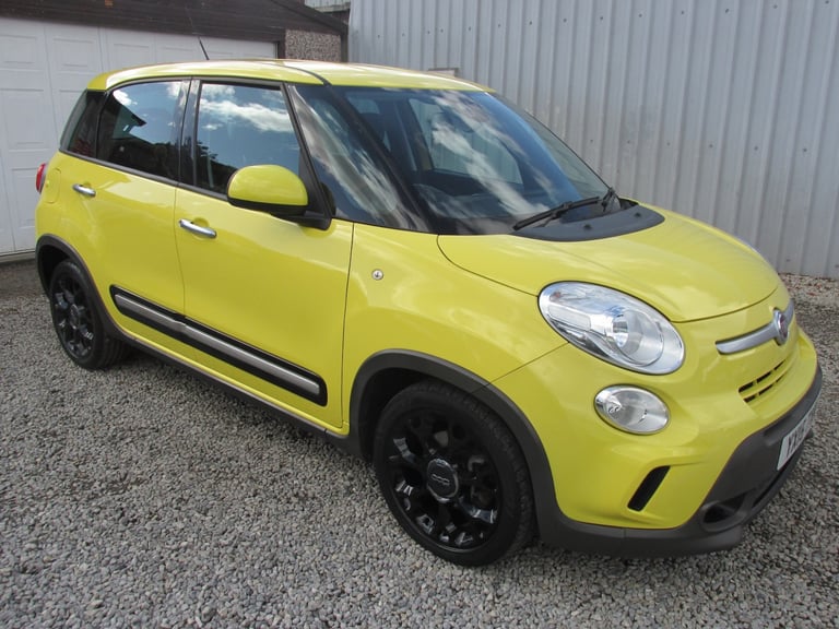 image for Fiat 500l 1.6 Multijet 105 Trekking 5dr  LOW MILES - FSH  Diesel