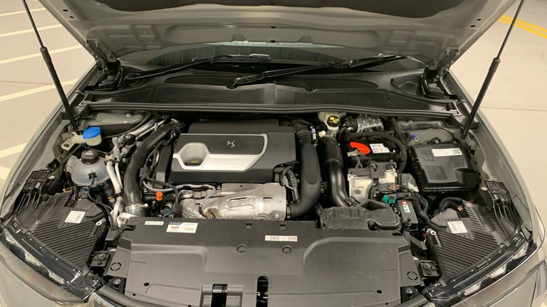 2025 DS Automobiles DS 4 1.6 E-TENSE Rivoli 5dr EAT8 HATCHBACK PETROL/ELECTRIC Automatic