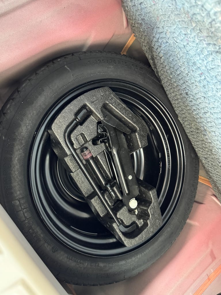 2019 Toyota AYGO 1.0 VVT-i x-play Euro 6 5dr HATCHBACK Petrol Manual