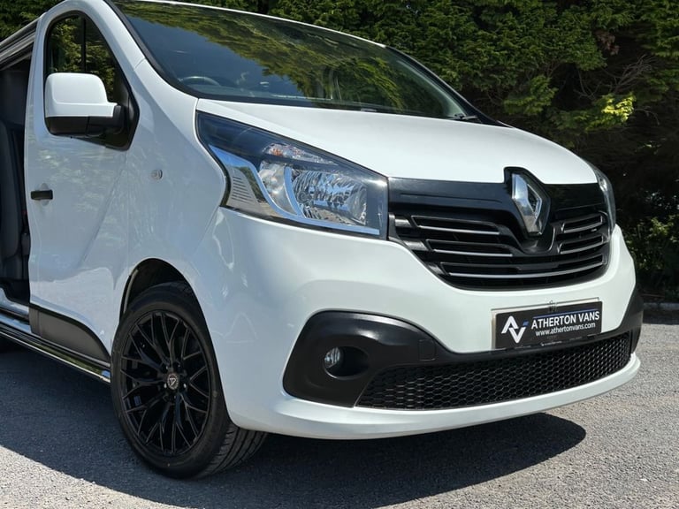 2018 Renault Trafic 1.6 dCi 27 Sport Nav Crew Van Double Cab 6dr Diesel Manual SWB Euro 6 (120  C...