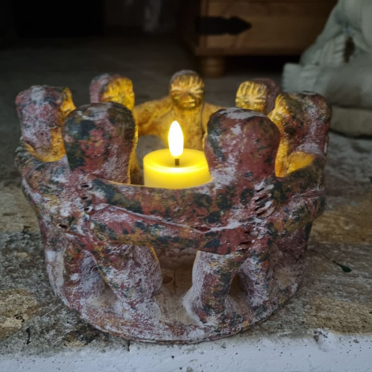 MEXICAN CIRCLE OF FRIENDS CANDLE HOLDER