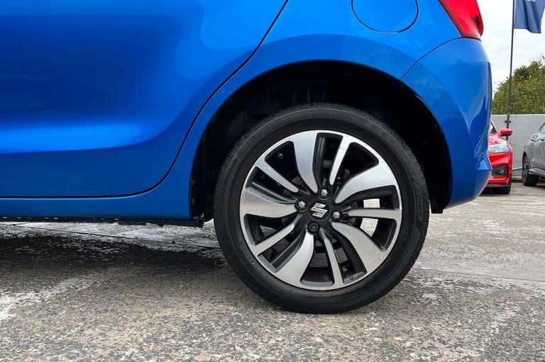 2020 Suzuki Swift 1.2 Dualjet 83 12V Hybrid SZ5 5dr- Parking Camera Manual Hatchback Petrol Manual