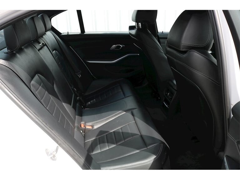 2019 BMW 3 Series 330e M Sport Saloon HYBRID Automatic