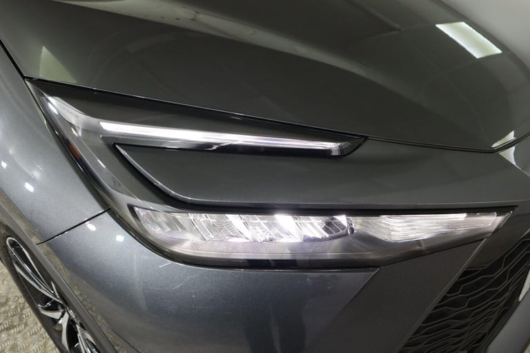 2024 Toyota C-HR 1.8 VVT-h Design CVT Euro 6 (s/s) 5dr HATCHBACK PETROL/ELECTRIC Automatic