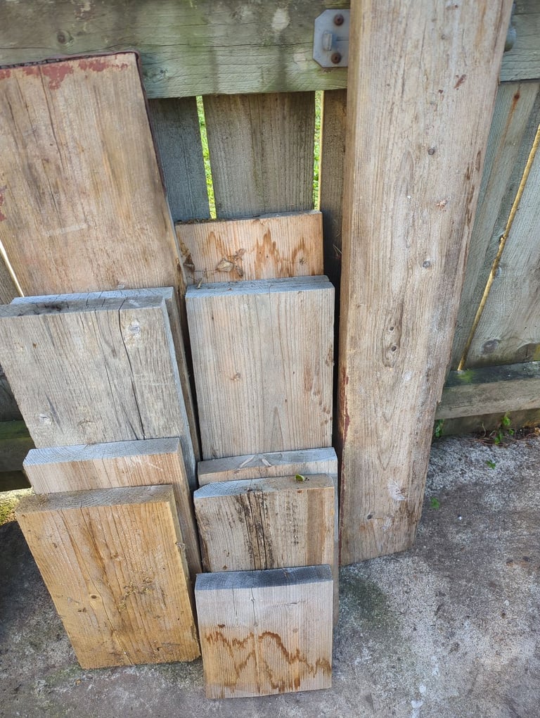 Scaffold plank offcuts 