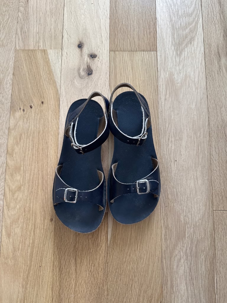 image for Saltwater Sandals UK2