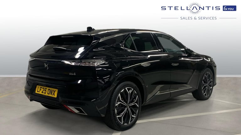 2025 DS Automobiles DS 4 1.6 E-TENSE Rivoli 5dr EAT8 HATCHBACK PETROL/ELECTRIC Automatic