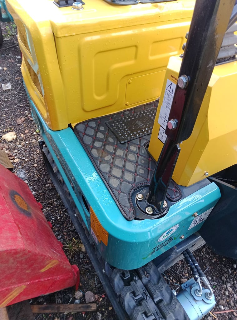 Digmaster one ton digger 