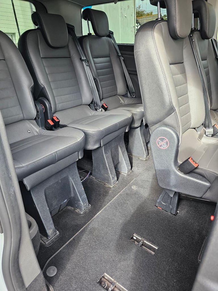 Ford, TOURNEO CUSTOM, MPV, 9 SEATS, 2023, Manual, 1996 (cc), 4 doors