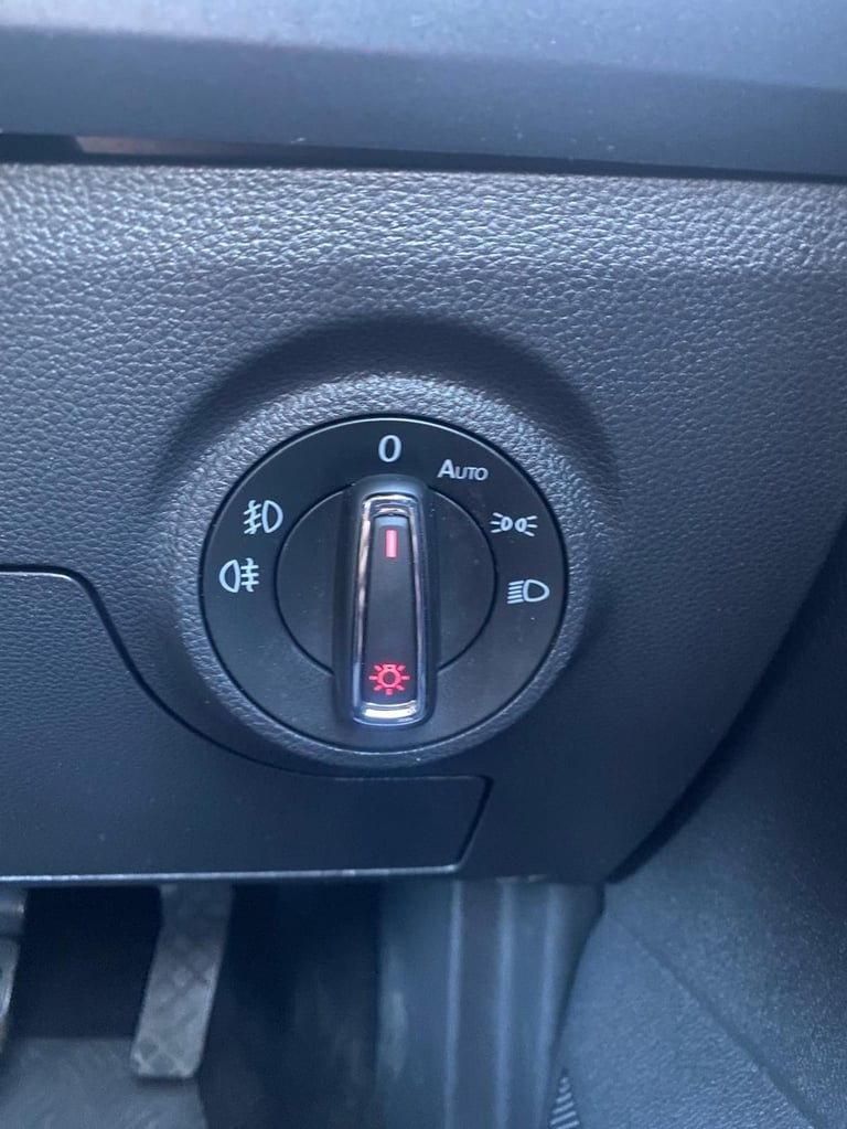 2019 SEAT Arona 1.0 TSI GPF SE Technology SUV 5dr Petrol DSG Euro 6 (s/s) (115 ps) HATCHBACK Petr...