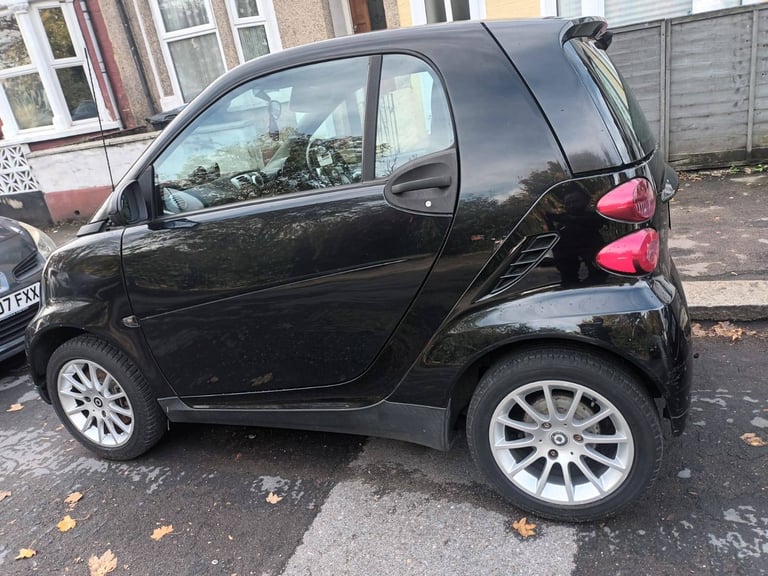 Smart, FORTWO COUPE, Coupe, 2011, Semi-Auto, 999 (cc), 2 doors