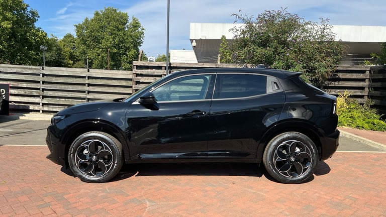 2025 Alfa Romeo Junior 1.2 MHEV Ibrida SUV 5dr Petrol Hybrid e-DCT Euro 6 (s/s) (136 ps) SUV Hybr...