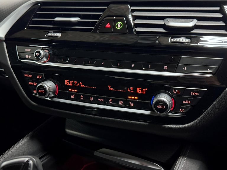 2022 BMW 5 Series 520i M Sport Saloon SALOON Petrol/Electric Hybrid Automatic