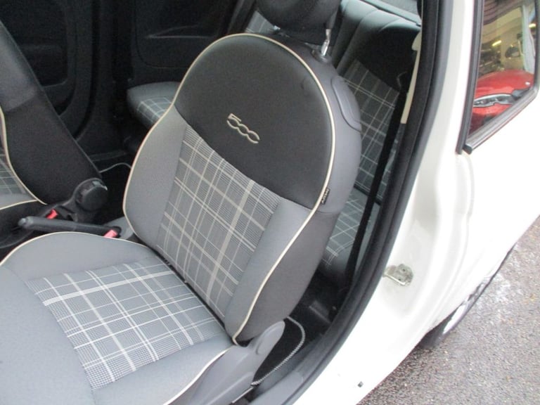 2016 Fiat 500 1.2 Lounge 3dr HATCHBACK PETROL Manual