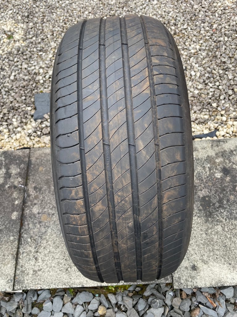 235/50/19 MICHELIN AND PIRELLI TYRES BARGAIN £50 THE PAIR