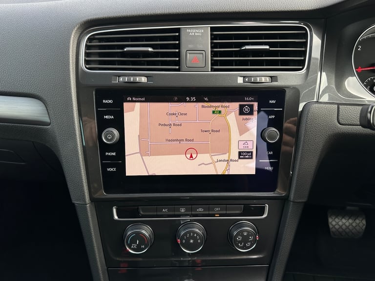 2018 Volkswagen Golf 1.6 TDI SE 5dr DSG [Nav] ESTATE Diesel Automatic