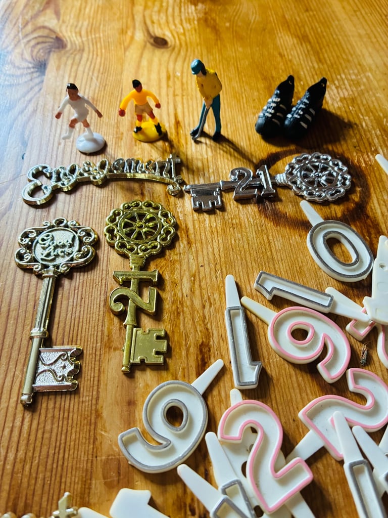 Cake decoration bundle 