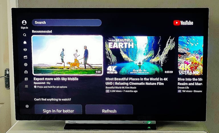 32" TOSHIBA SMART FULL HD SLIM LIGHTWEIGHT WIFI LED APPS TV RC & STAND TOP CONDITION -FREE DELIVERY